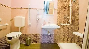 Ξενοδοχείο Tower 2*