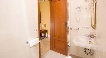 Tower Ξενοδοχείο 2*